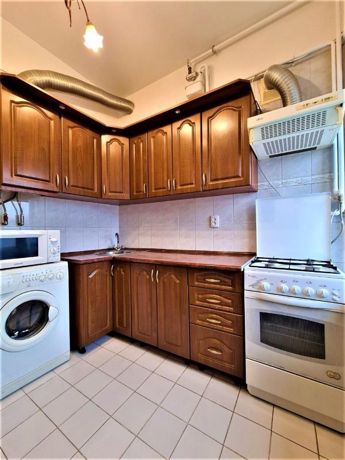 צ'רנוביץ 82-Avenue Apartment מראה חיצוני תמונה